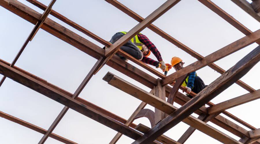 Professional residential roofers in Dundee, IL